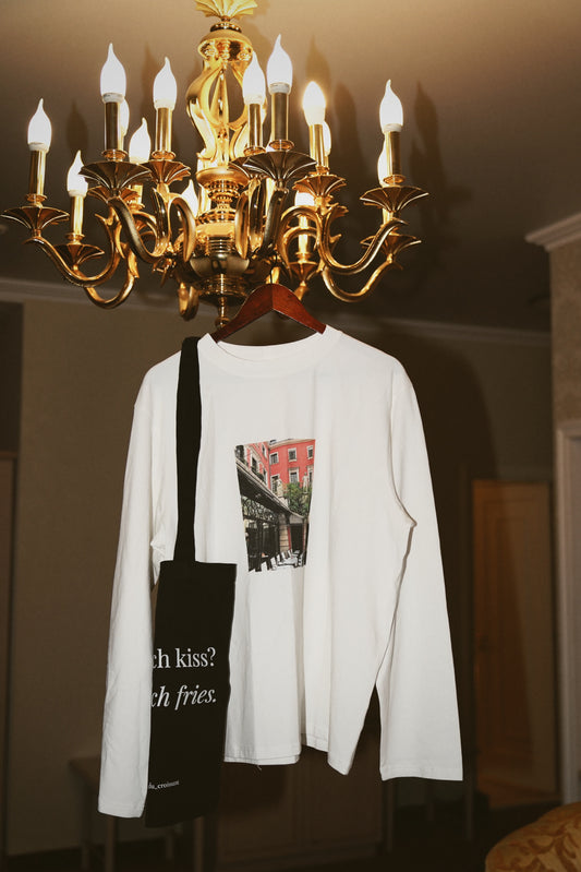 Long Sleeve "French Kiss"