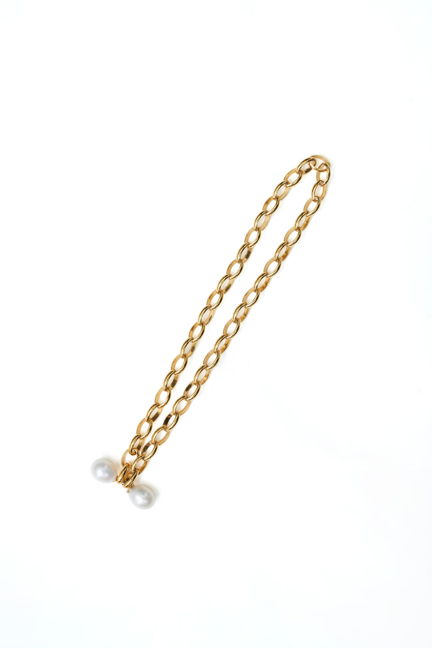 PIERCED CHAIN WITH TWO PEARLS