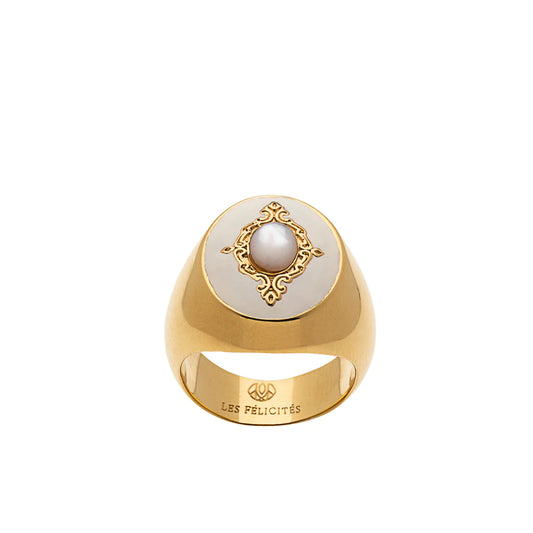 CONSTANCE SIGNET RING