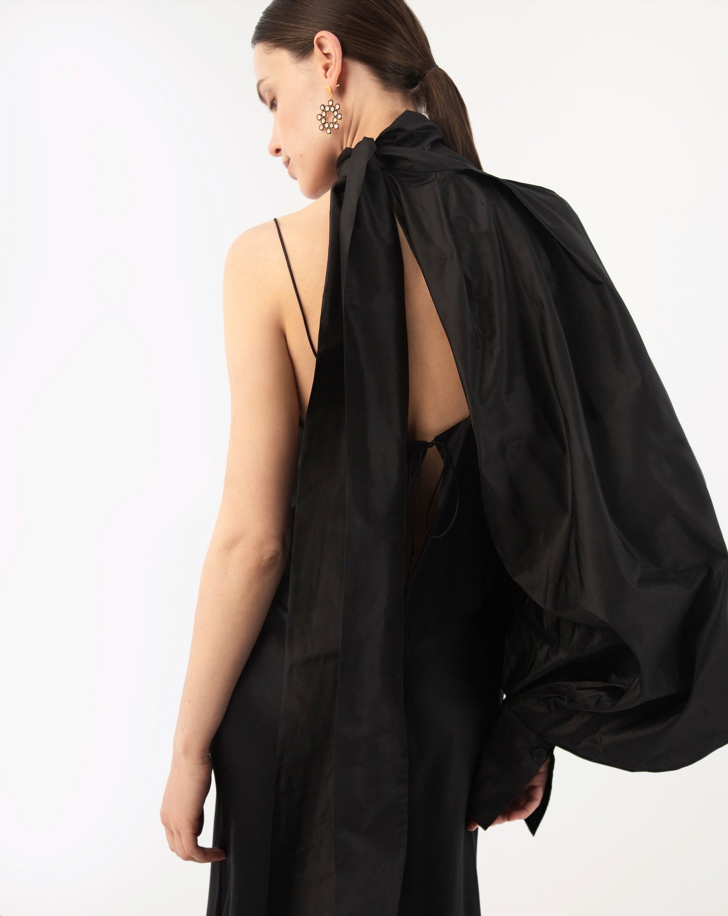 DECORATIVE ONE SHOULDER TAFFETA SLEEVE