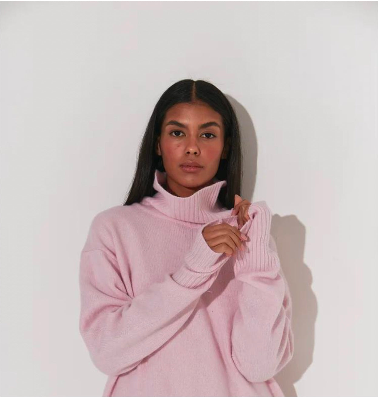 KNITTED OVERSIZED SWEATER IN BABY PINK