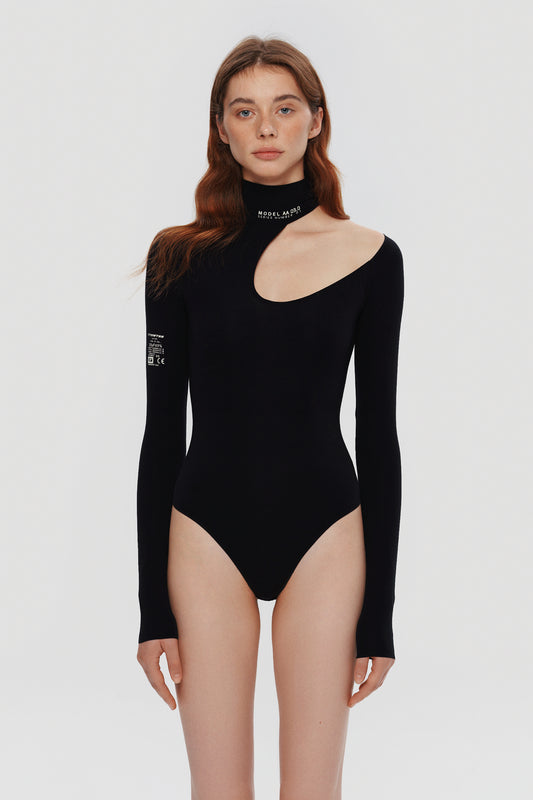 BODYSUIT WITH SHOULDER CUT